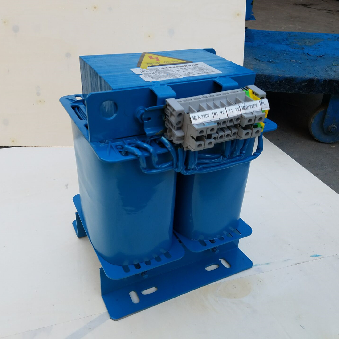 ES710-6.3KVA 8KVA 10KVA医用隔离变压器-ES710-6.3KVA 8KVA 10KVA医用隔离变压器